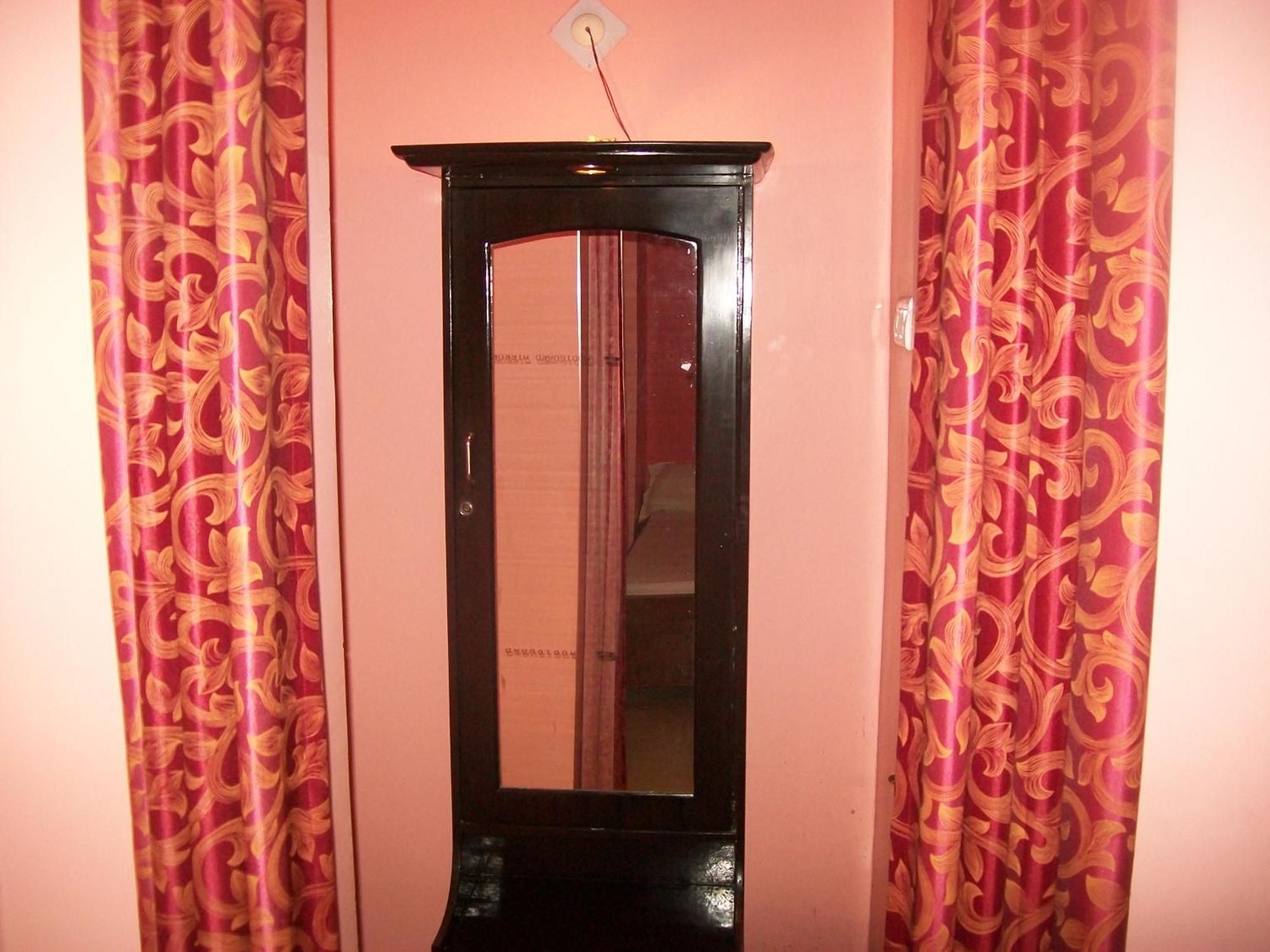 Hotel Viraat Inn Gaya Εξωτερικό φωτογραφία