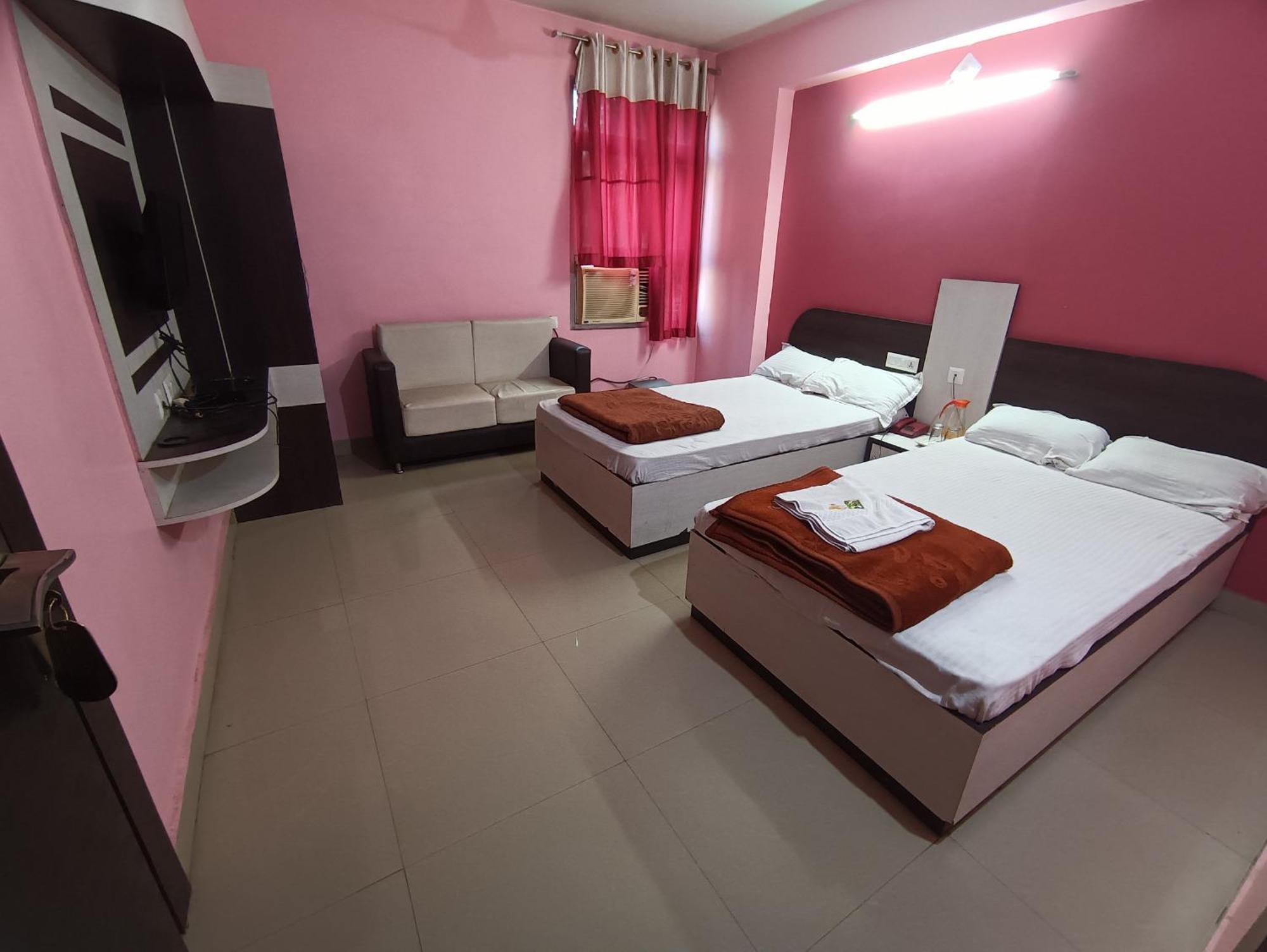 Hotel Viraat Inn Gaya Εξωτερικό φωτογραφία
