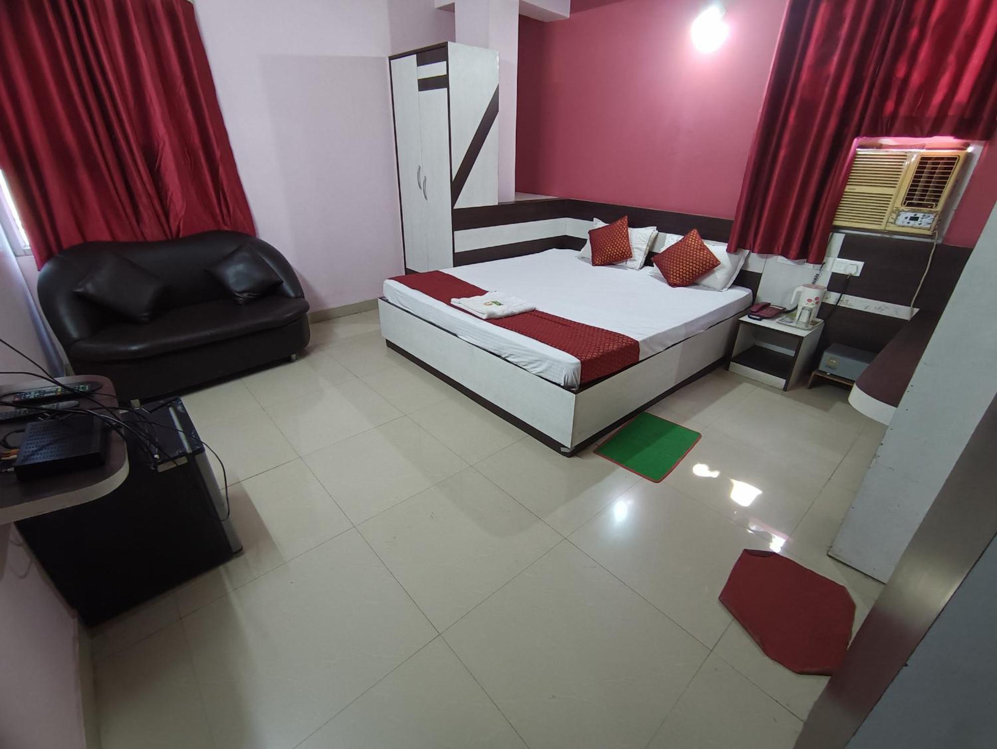 Hotel Viraat Inn Gaya Εξωτερικό φωτογραφία