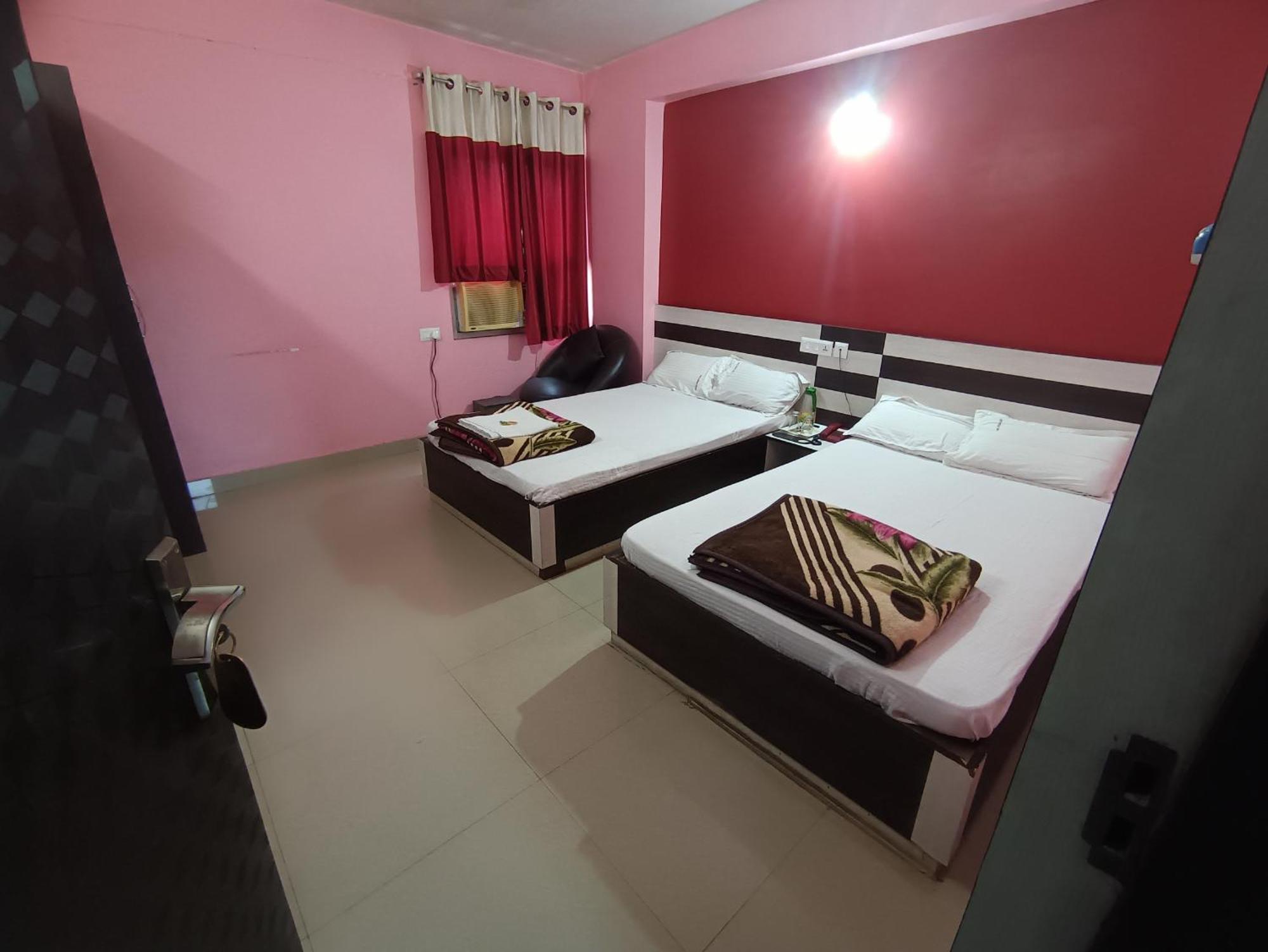 Hotel Viraat Inn Gaya Εξωτερικό φωτογραφία