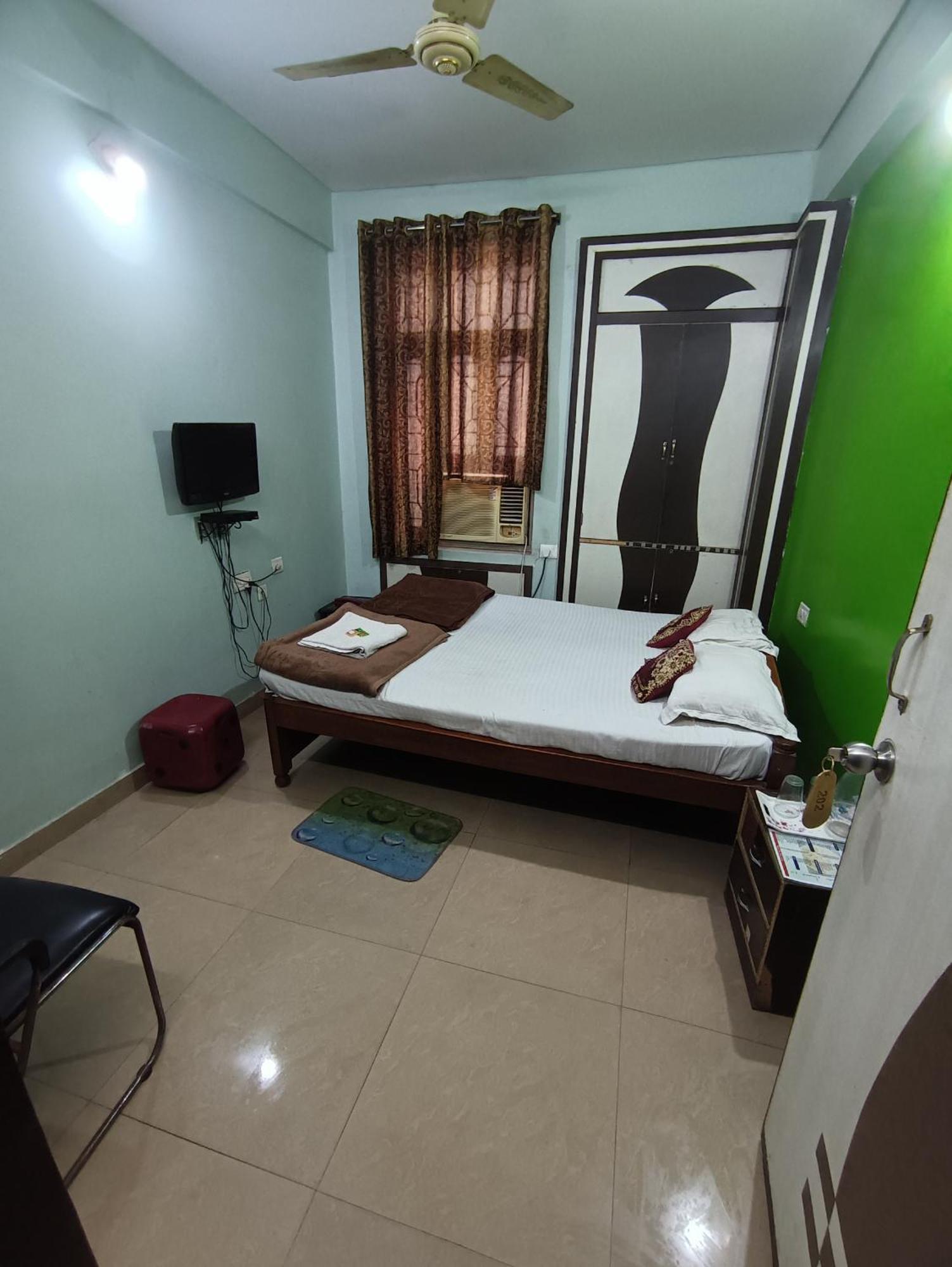 Hotel Viraat Inn Gaya Εξωτερικό φωτογραφία